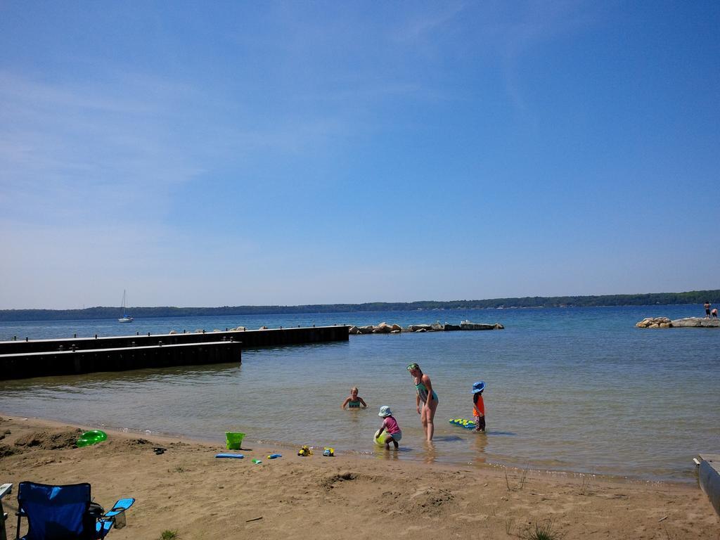 ווירטון Bayshore Cottages מראה חיצוני תמונה